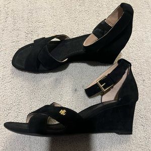 Ralph Lauren Erinn Suede Sandal. Size 8. Brand new, no box.